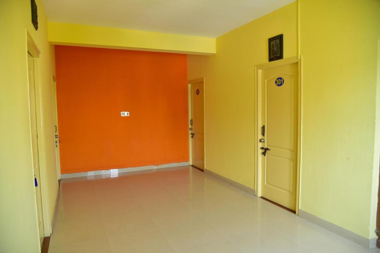 Shreyas Residency Hotel Májszúr Kültér fotó