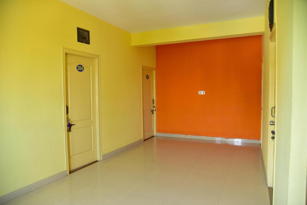 Shreyas Residency Hotel Májszúr Kültér fotó