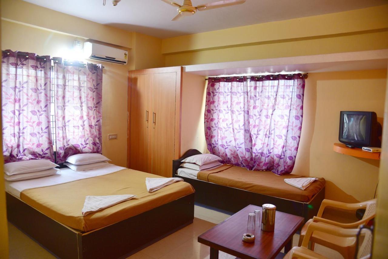 Shreyas Residency Hotel Májszúr Kültér fotó